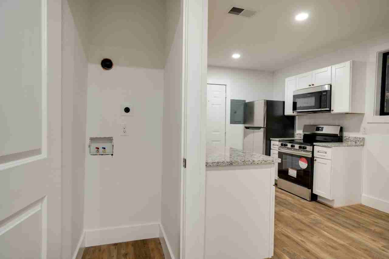 1922 Herman St, Nashville, TN 37208 - Photo 7 of 15