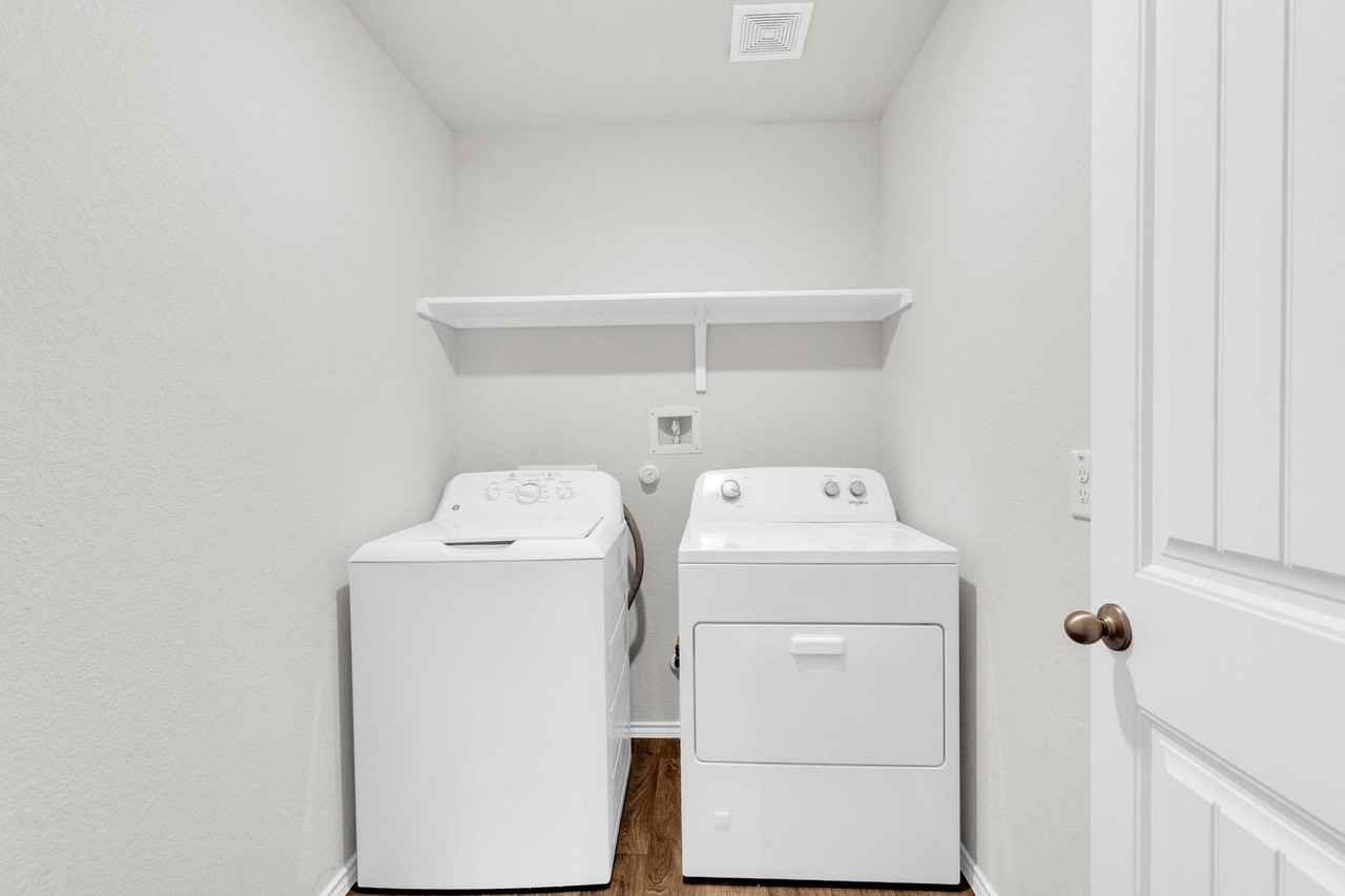 238 Sickle Loop - Photo 3 of 43