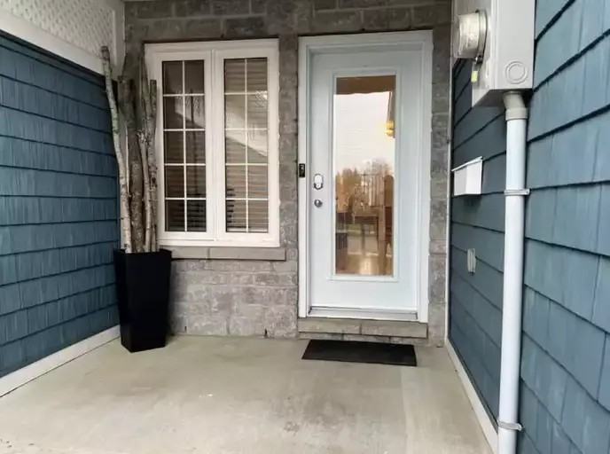 2 Sunset Blvd - Photo 2 of 10