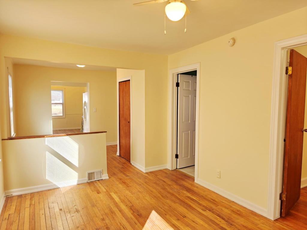 36122 Booth Ave - Photo 7 of 16