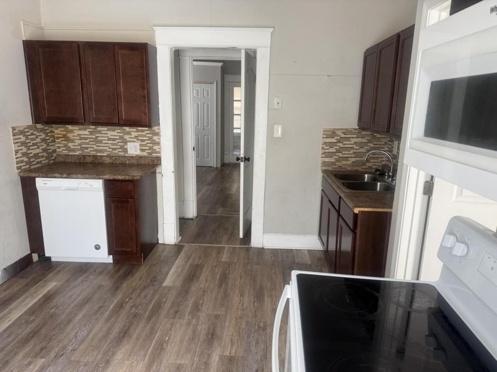 2900 E Bessemer Ave Unit A - Photo 5 of 6