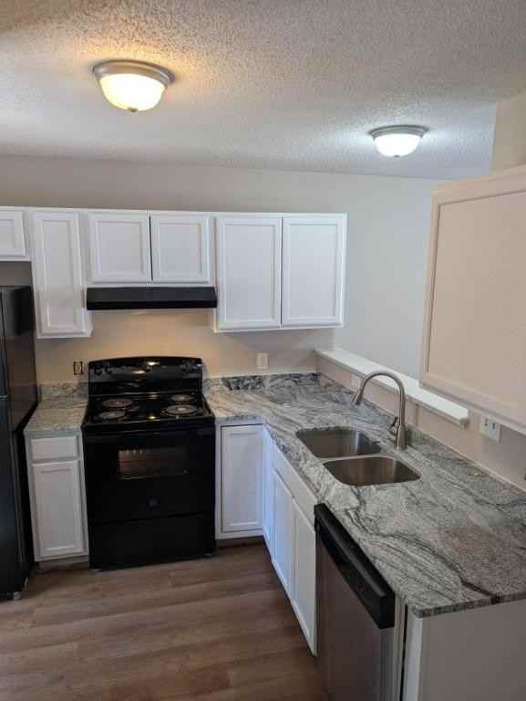 4713 Courtney Ln - Photo 2 of 9