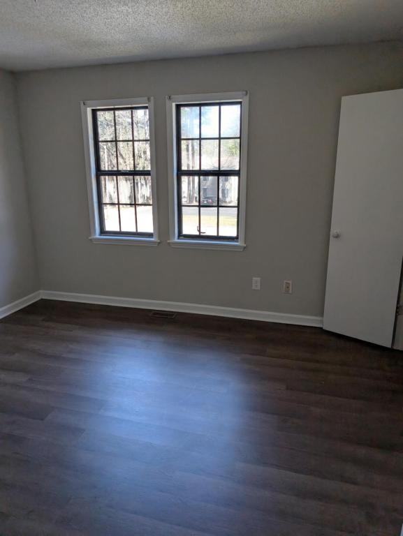 4713 Courtney Ln - Photo 7 of 9
