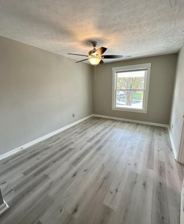 919 S Jackson St - Photo 3 of 16
