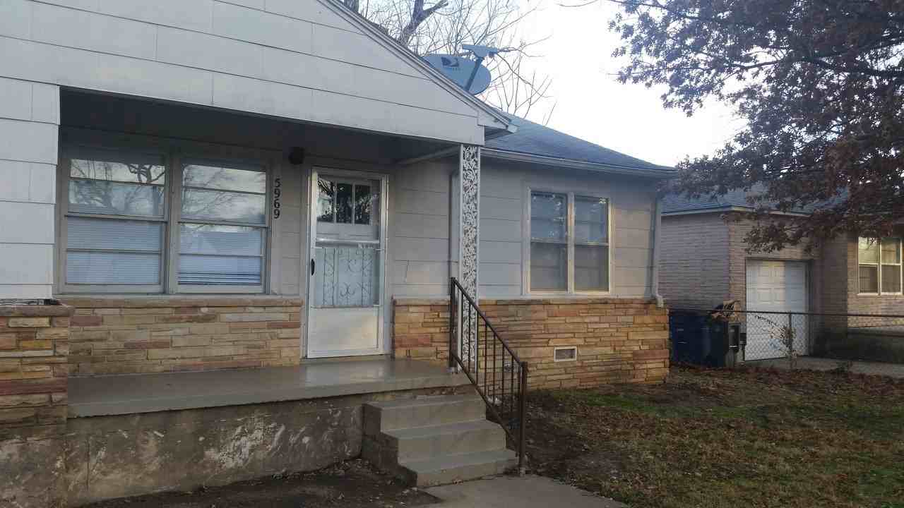 5969 E King Pl - Photo 2 of 18