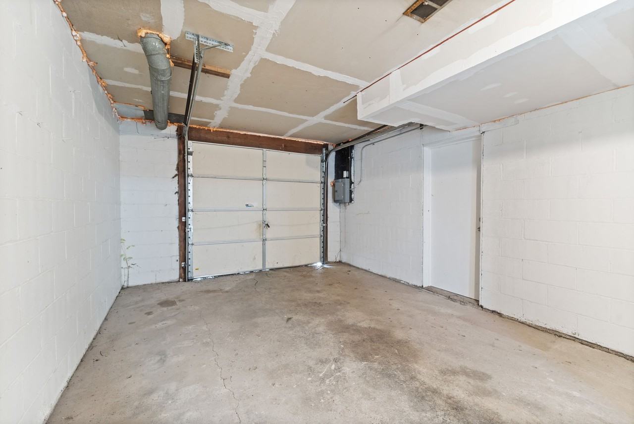 465 Cherry St - Photo 2 of 11