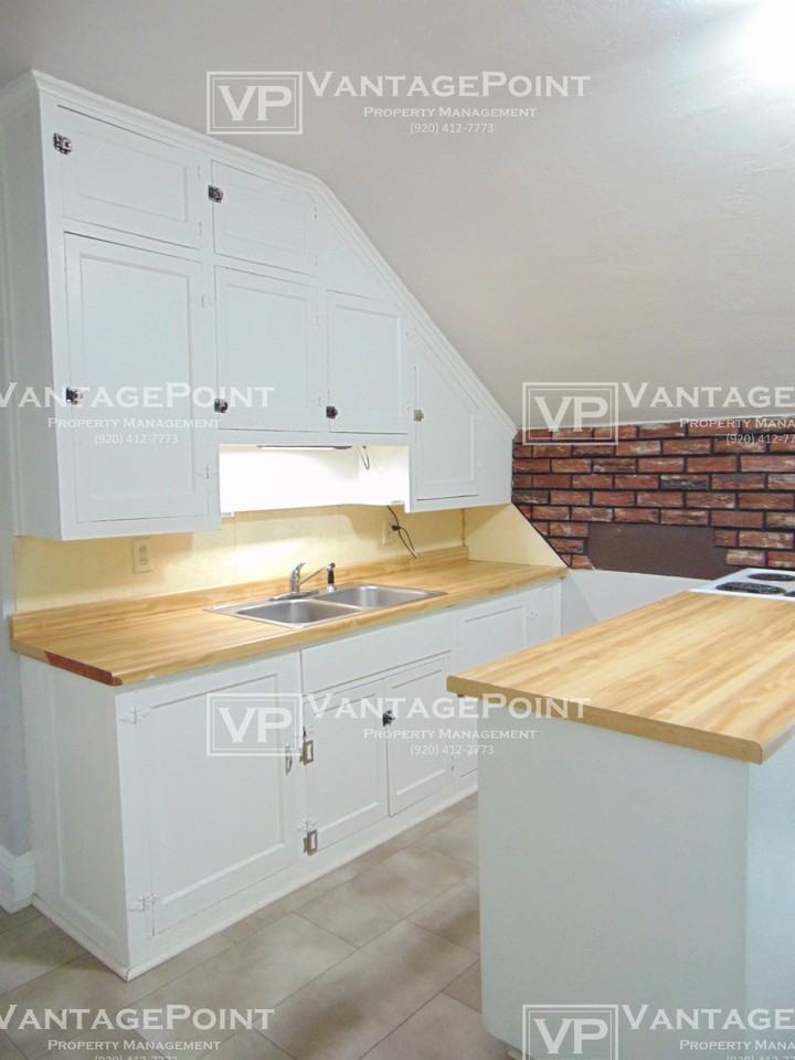 2417 Glendale Ave #8789333 - Photo 3 of 12