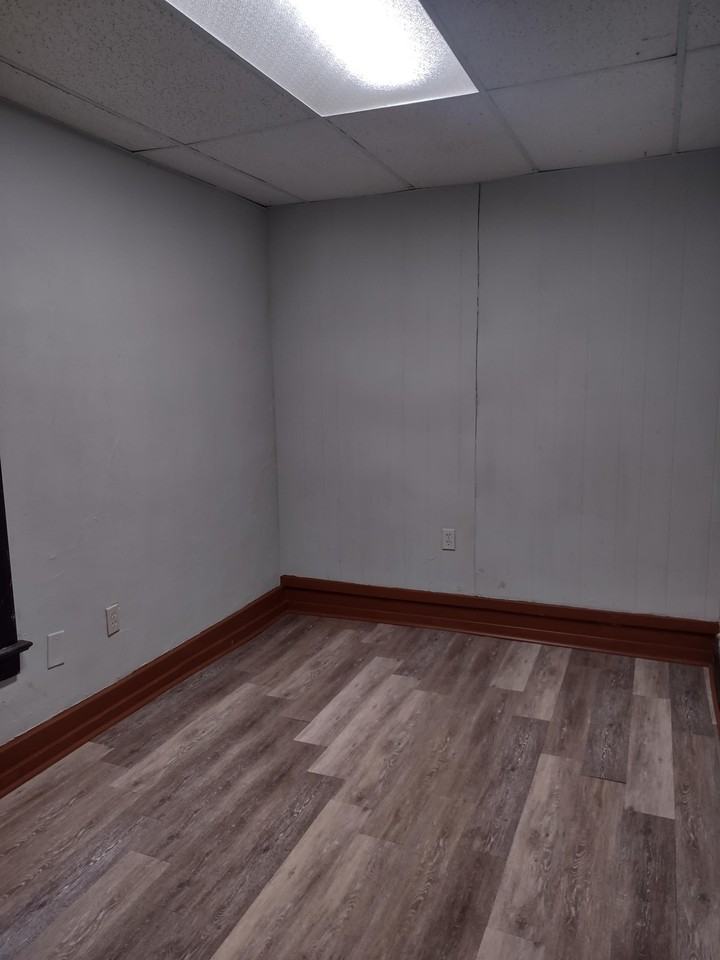 1943 Niagara St #2 - Photo 2 of 9