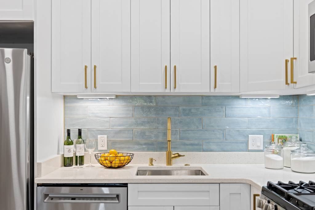 1810 N Capitol St Nw #1 - Photo 4 of 25