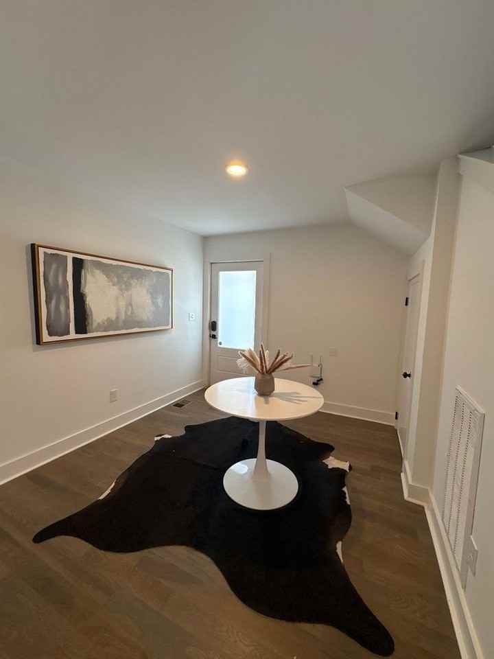 616 Stockell St - Photo 3 of 46