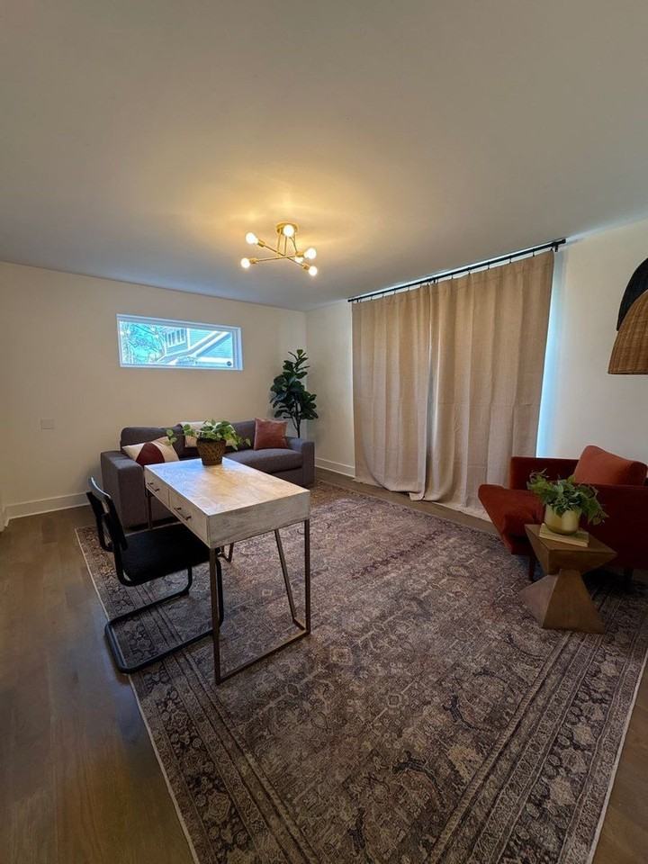 616 Stockell St - Photo 4 of 46