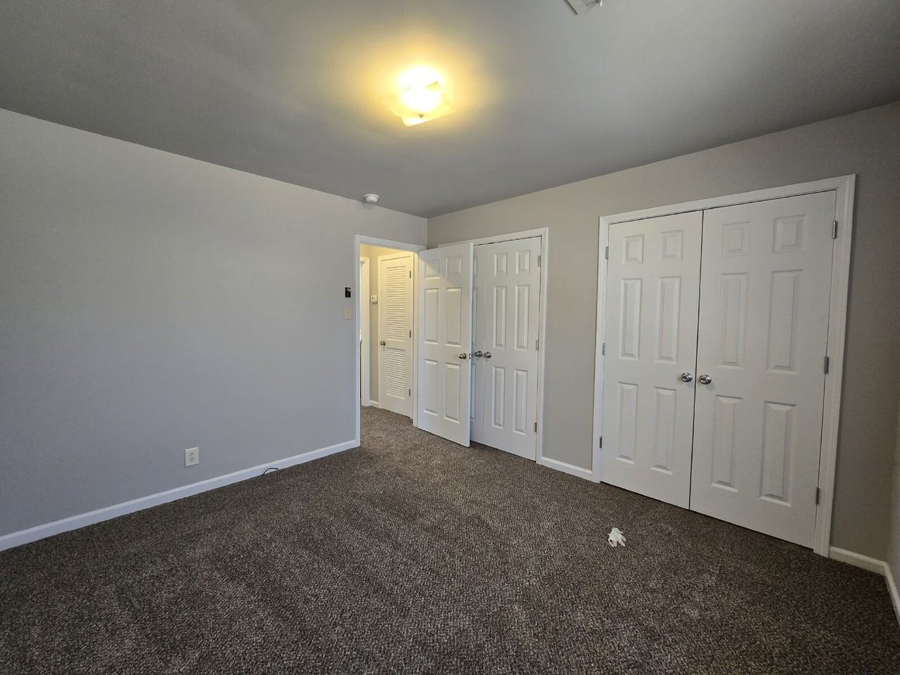 414 Redbud Ln - Photo 5 of 8