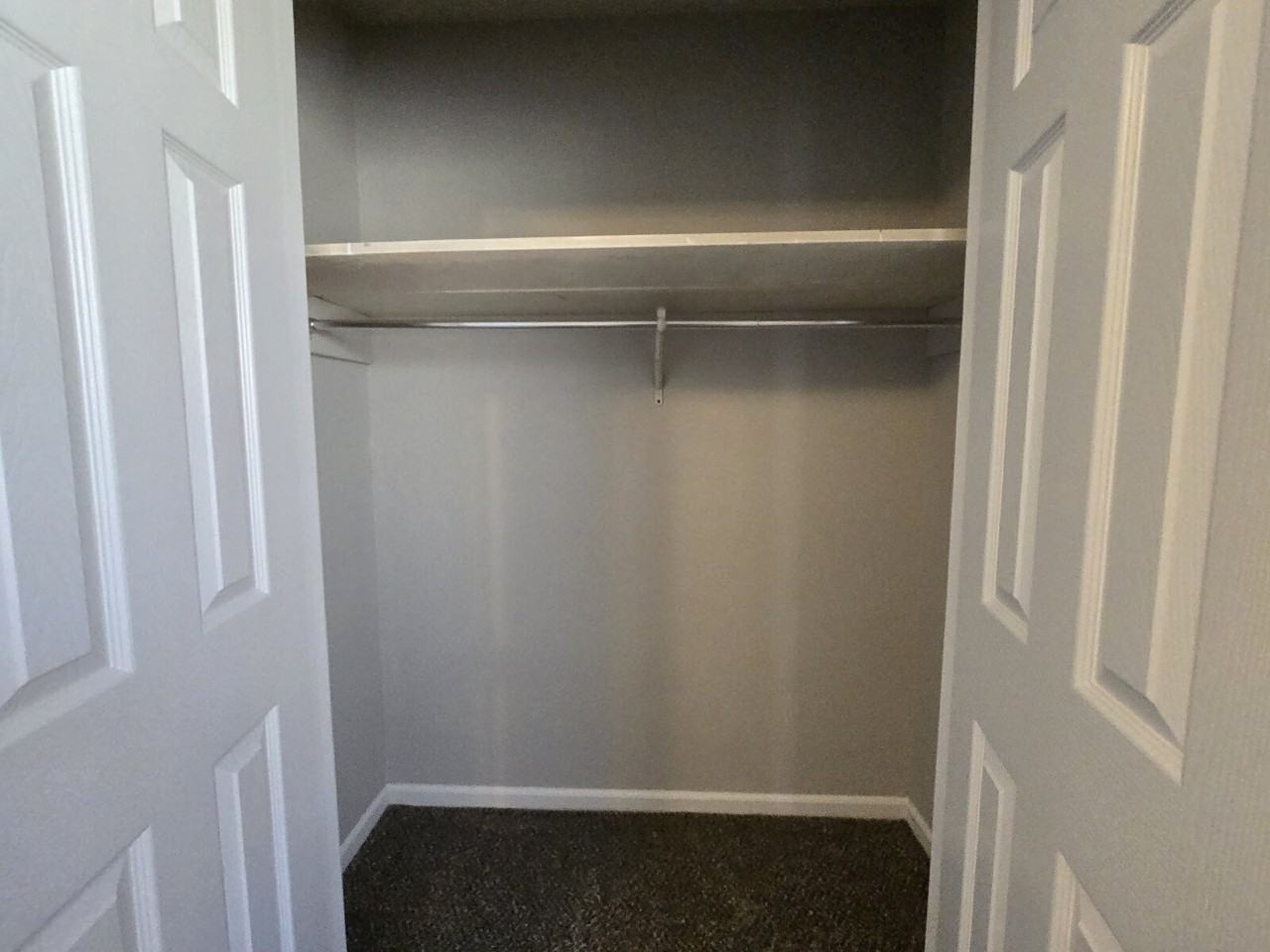 414 Redbud Ln - Photo 7 of 8