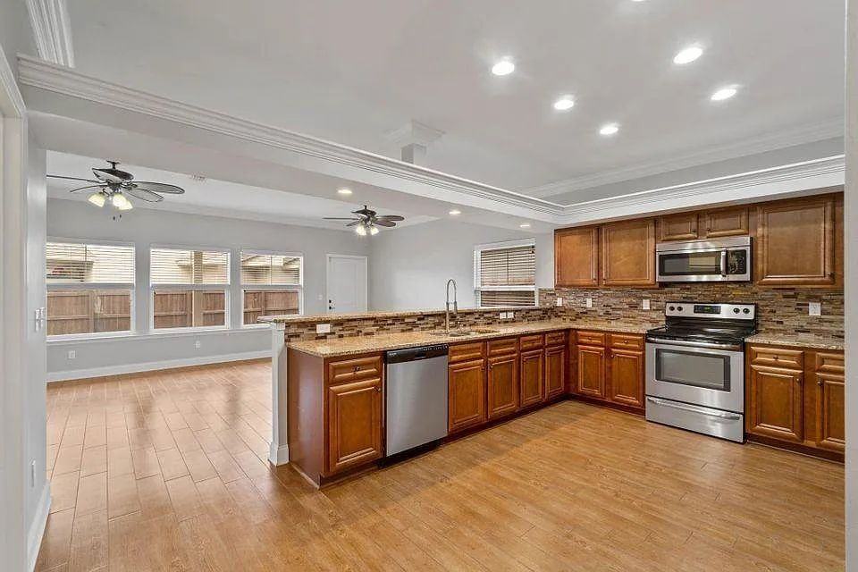 116 Jonquil Ave Nw - Photo 3 of 22