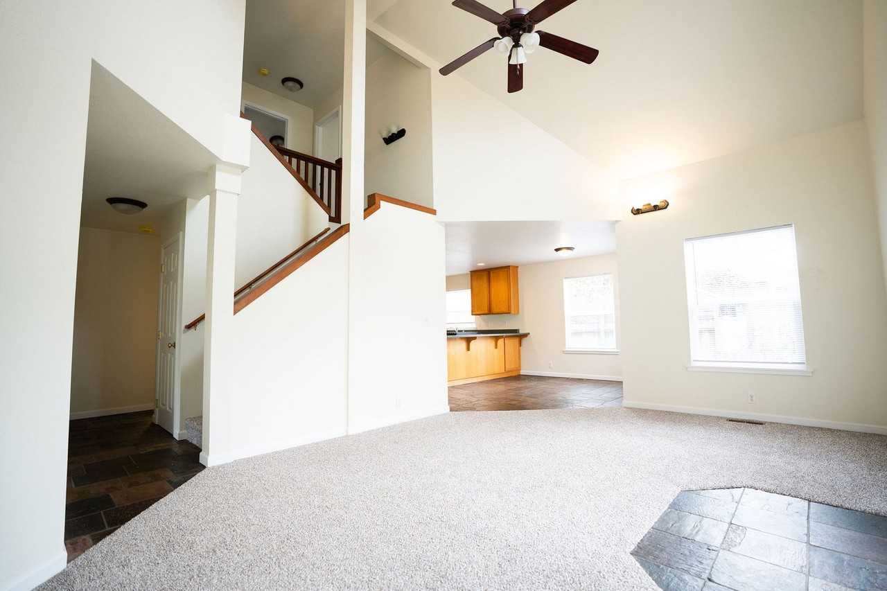 2970 Janes Creek Dr - Photo 5 of 39
