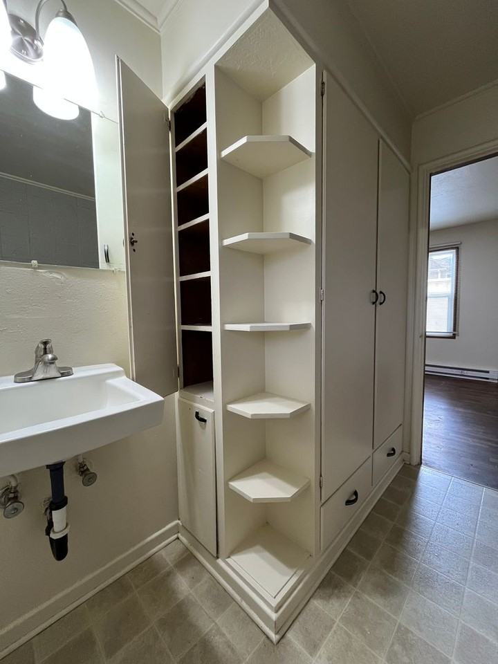 426 W 10th Ave - Photo 2 of 14