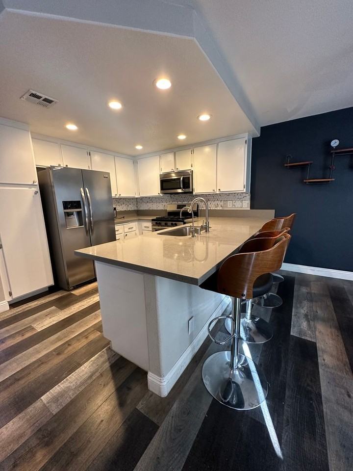 8633 Caribbean Ct - Photo 3 of 19