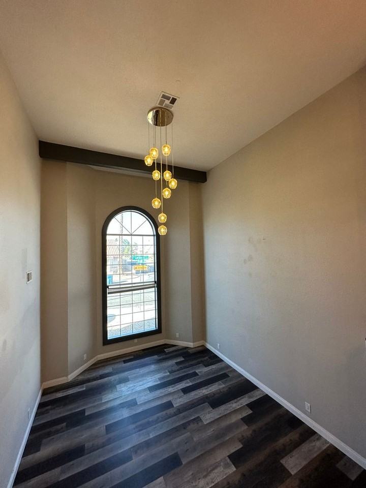 8633 Caribbean Ct - Photo 5 of 19