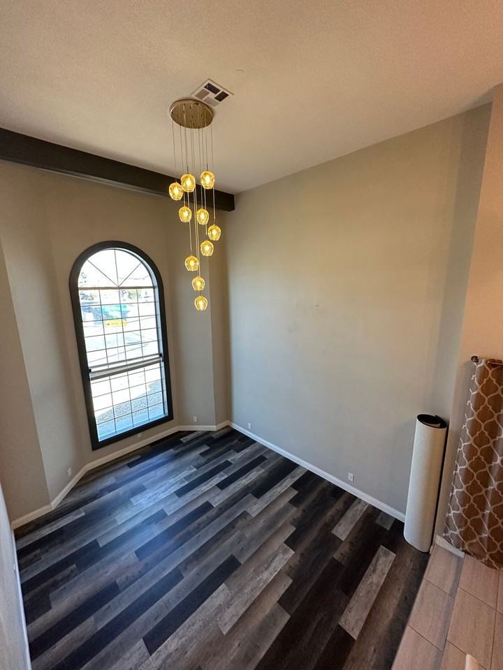 8633 Caribbean Ct - Photo 7 of 19