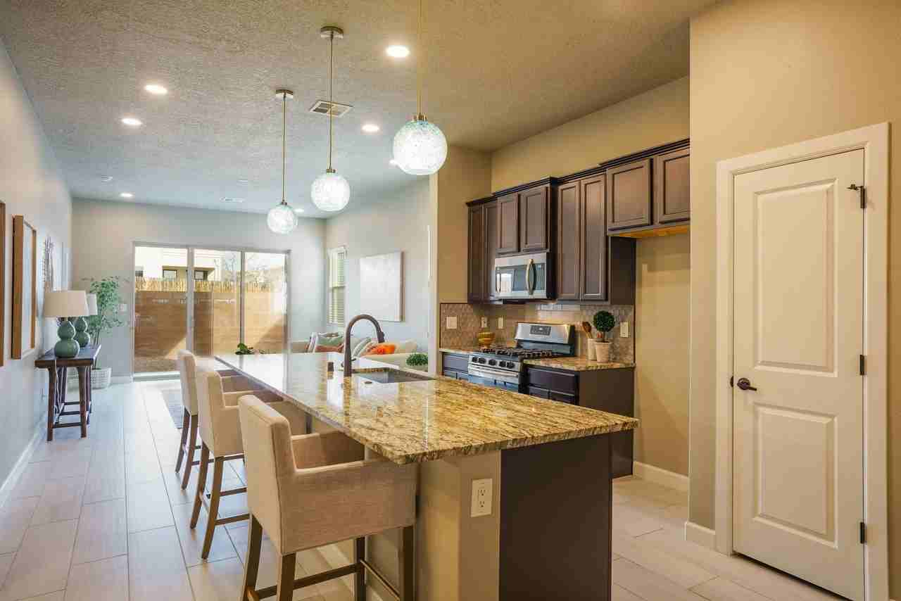 3289 Oakmount Dr Se - Photo 7 of 22