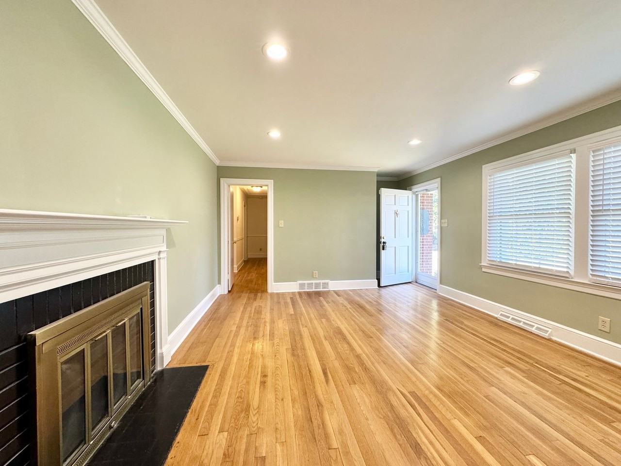 1803 Westridge Rd - Photo 3 of 21