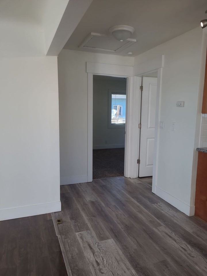 2504 W Peninsula Dr - Photo 5 of 13