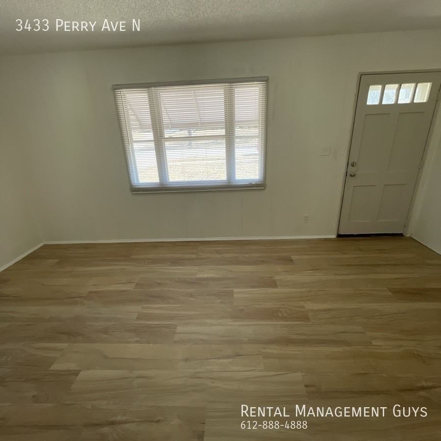 3433 Perry Ave N - Photo 3 of 30