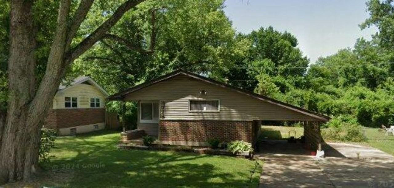 9715 Edgefield Dr - Photo 2 of 12
