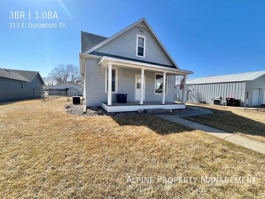 313 E Dogwood St - Photo 2 of 39