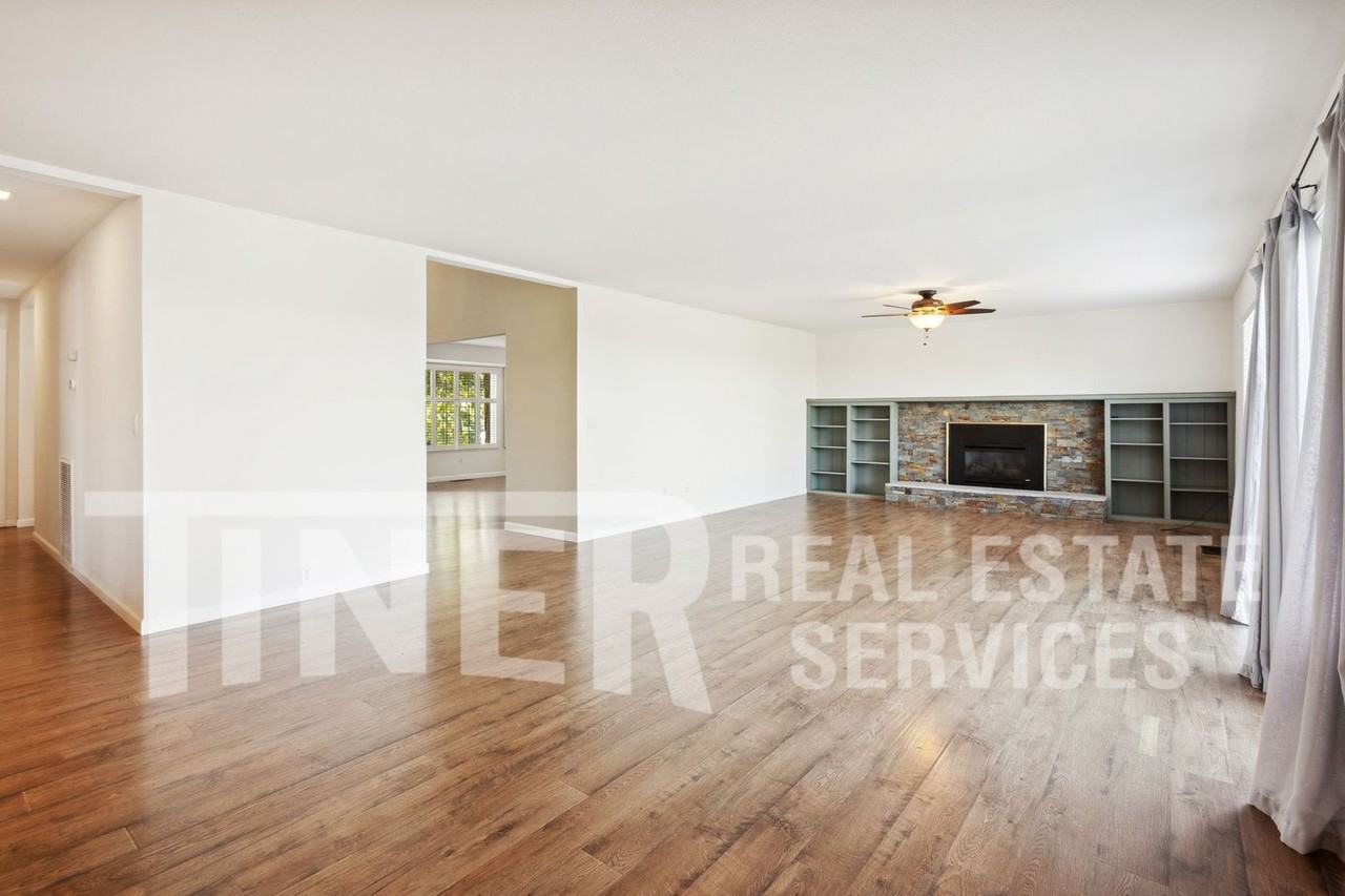 7715 Sierra Dr - Photo 2 of 26