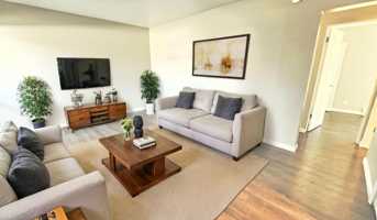 featured image of 3014 N Arcadia St #103