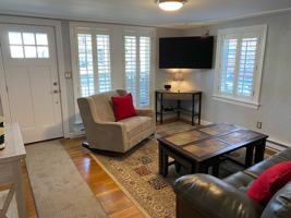 featured image of 5 Pearl St #3