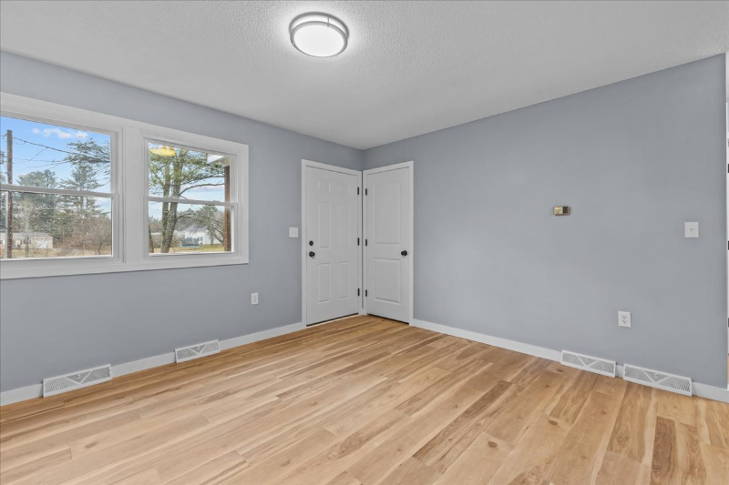 38 Hobbs Rd - Photo 3 of 25