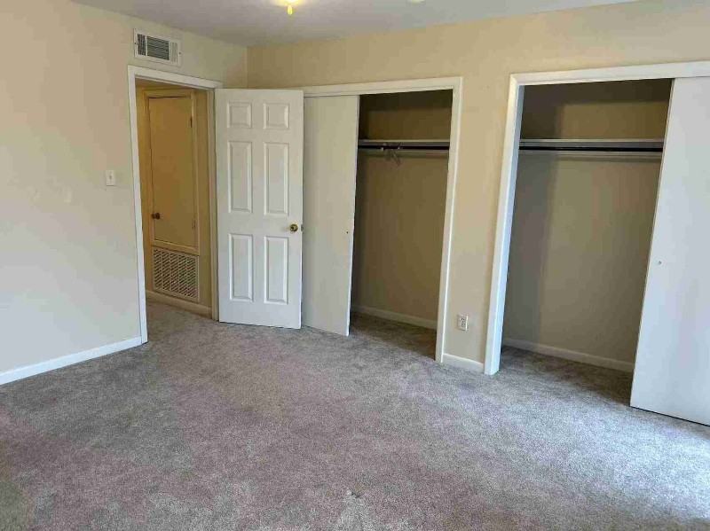 3731 Bunkerhill Dr - Photo 6 of 17