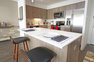 904 S Ashland Ave - Photo 1 of 1