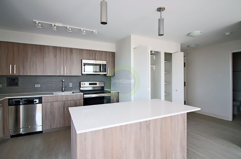 904 S Ashland Ave - Photo 3 of 9