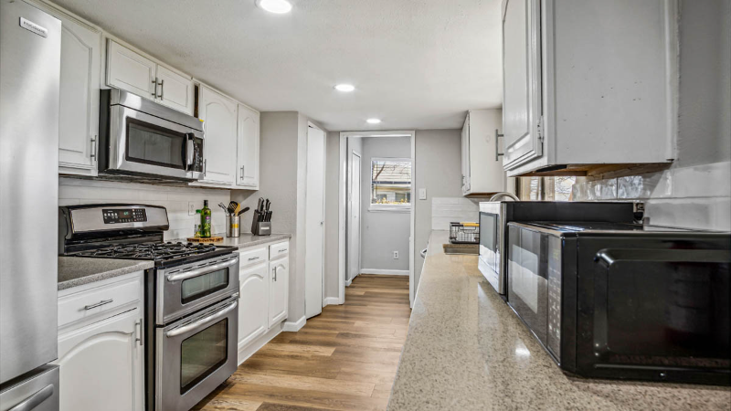 6504 Blue Ridge Trl - Photo 4 of 16