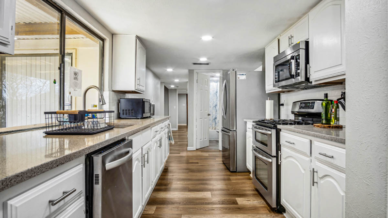 6504 Blue Ridge Trl - Photo 6 of 16