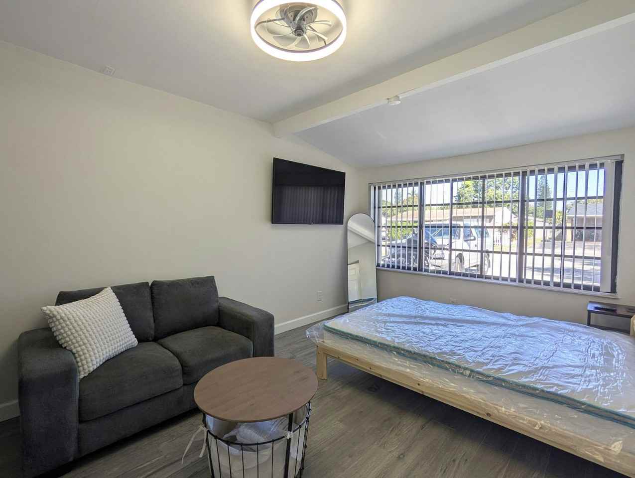 6750 Harding St, Unit Room 2 - Photo 3 of 8