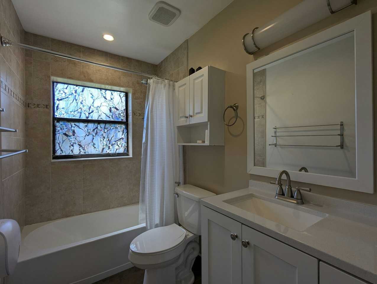 6750 Harding St, Unit Room 2 - Photo 5 of 8