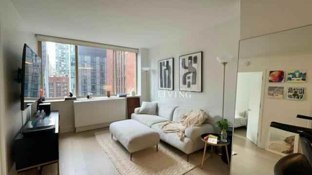 10 East 29th Street - Photo 5 of 10
