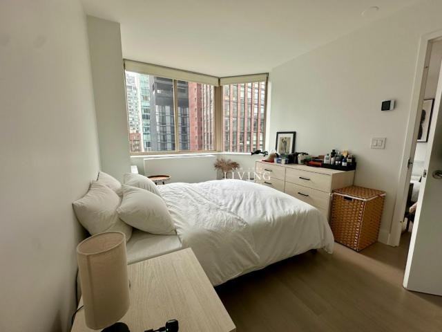 10 East 29th Street - Photo 6 of 10