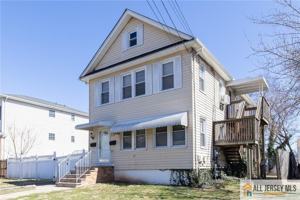 featured image of 204 Livingston Street