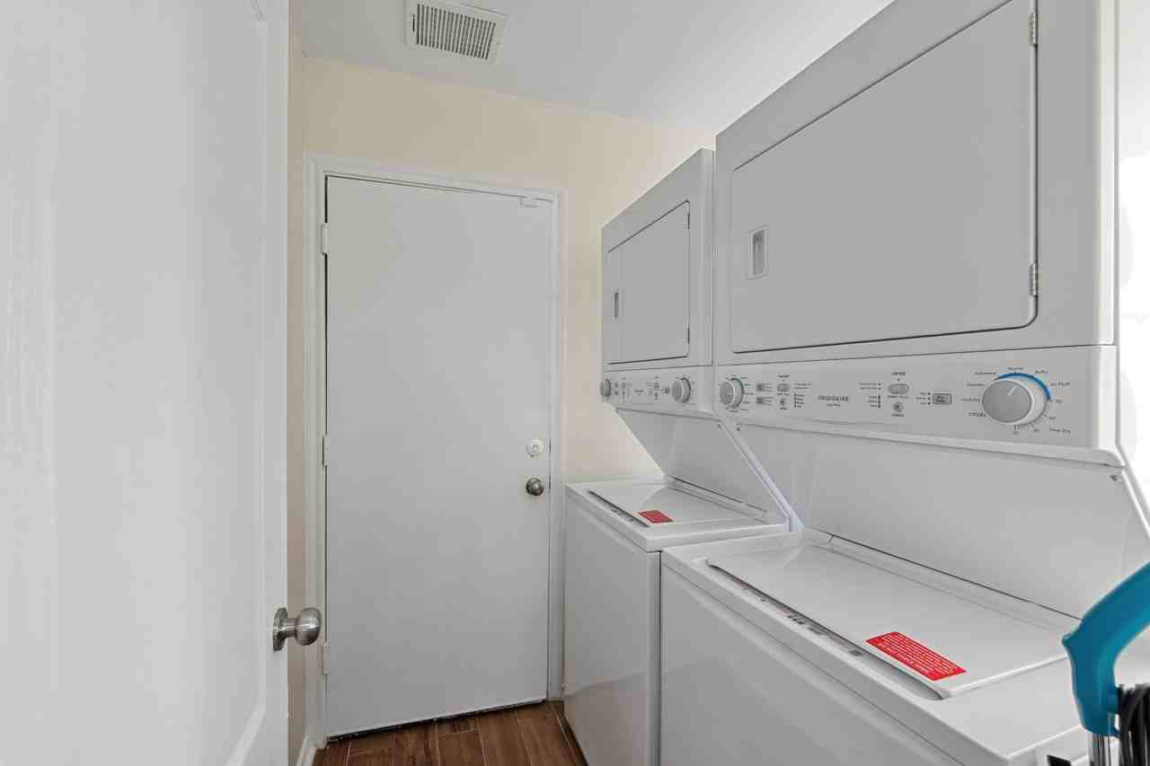 Fairfield Drive - Photo 6 of 19