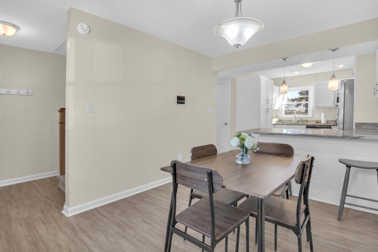 Granger Dr - Photo 3 of 11