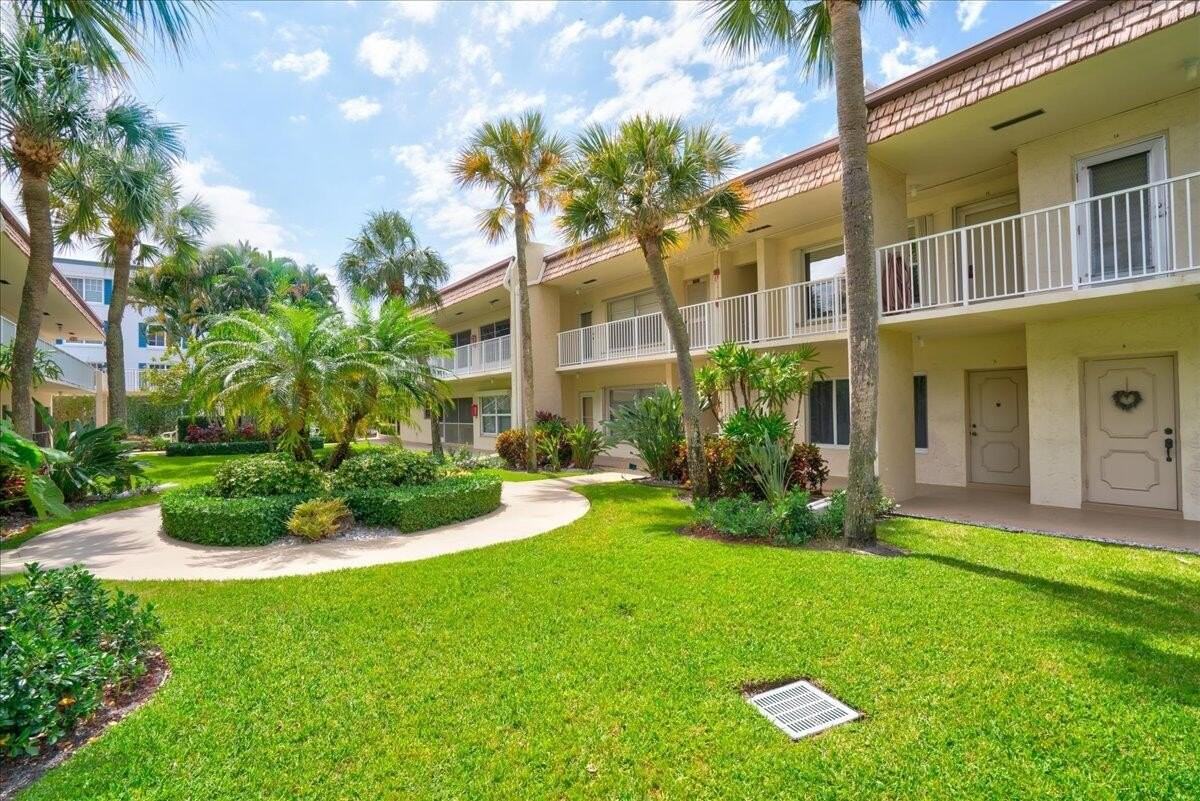 638 Snug Harbor Drive #E4