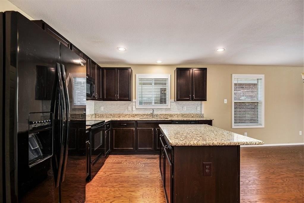 304 Chert Ln - Photo 7 of 24