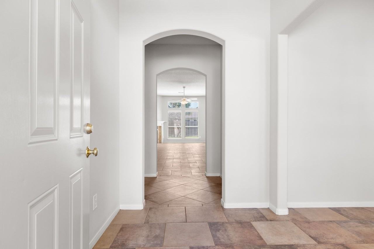 6614 Green Summer Ln - Photo 3 of 39