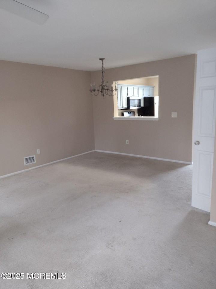 37 Quail Run - Photo 2 of 3