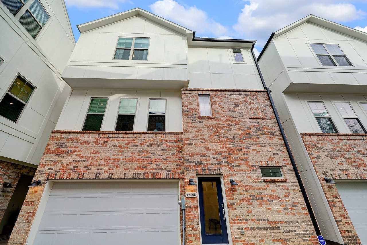 4214 Eli St - Photo 3 of 34